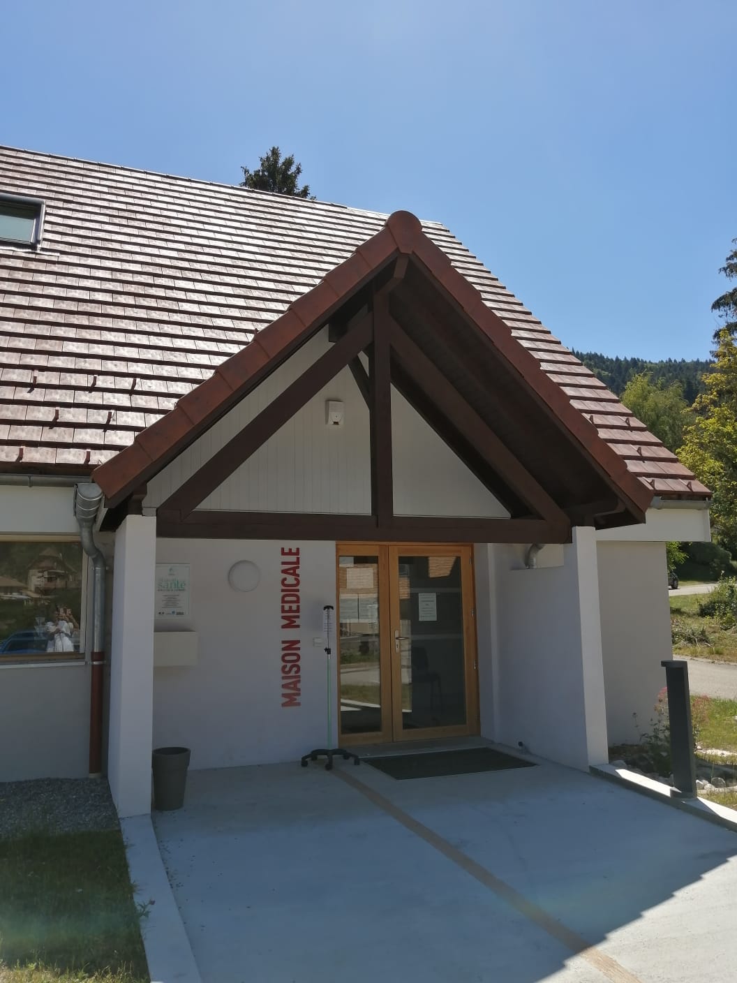 Rénovation de la maison médicale de Monestier de Clermont... 